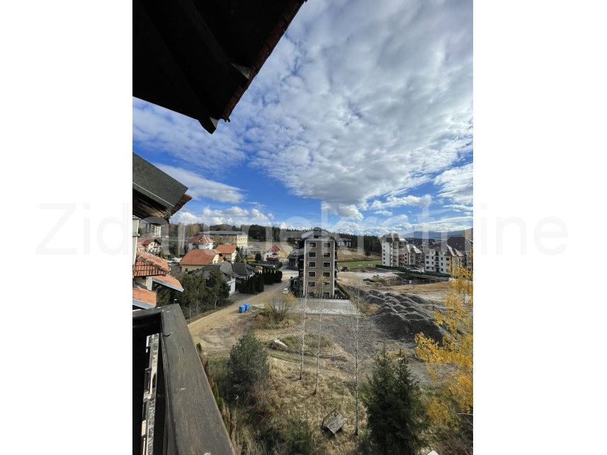 Квартира, 645 м², 100 000$ — FAKTOR